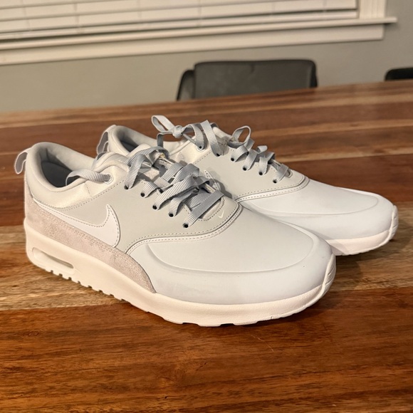 Nike Air Max Thea Pure Platinum, Women’s 8 NWOT - Picture 3 of 9